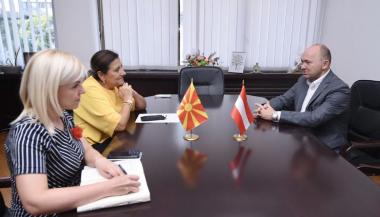 Takim Trençevska-Pamer për temat në kompetencë të MPPS-së