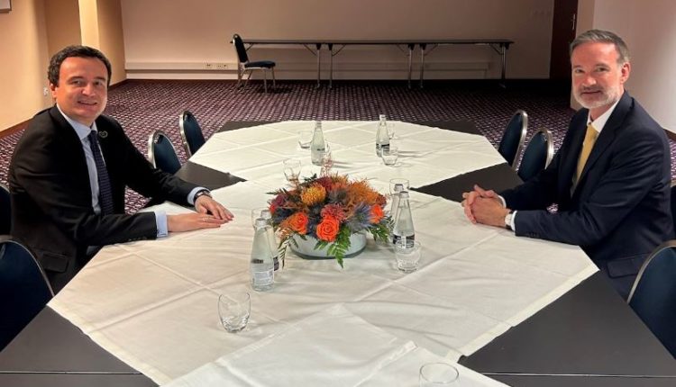 Kurti takohet me Carpenterin, flasin për dialogun