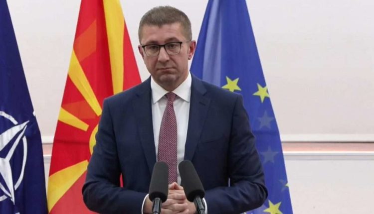 Mickoski: Secili ministër i BDI-së ka firmën e tij, përmes së cilës i vjedh qytetarët e Maqedonisë