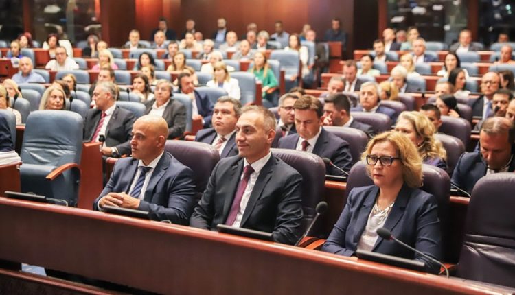 Grubi: Votoni ndryshimet kushtetuese, vendi ynë nuk ka alternativë tjetër përveç integrimit në BE