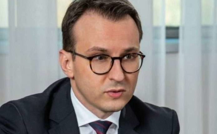 Petkoviq mohon se Radoiçiq gjendet në spitalin ushtarak në Beograd