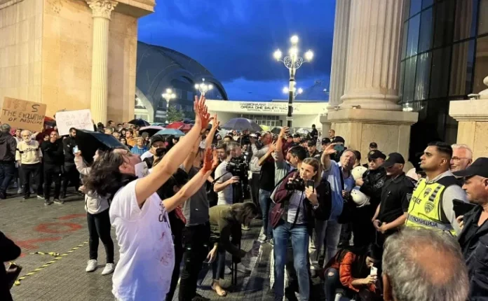 Skandali në Onkologji, protestat vazhdojnë javën tjetër