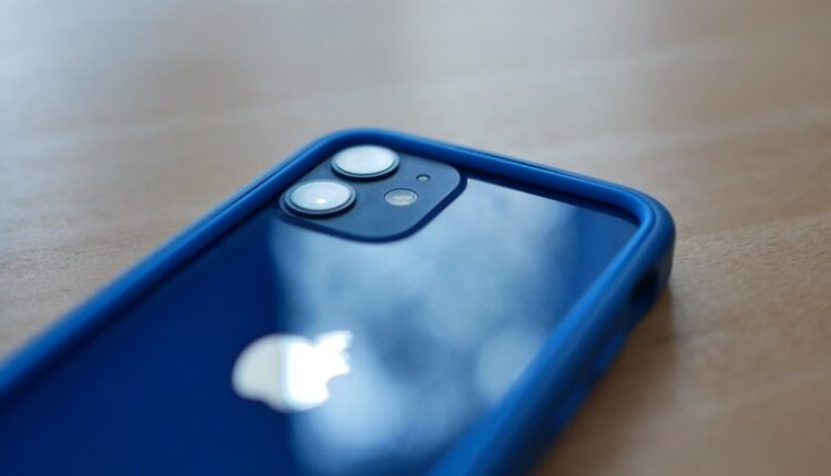 Franca ndalon shitjen e iPhone 12, shkak rrezatimi i lartë