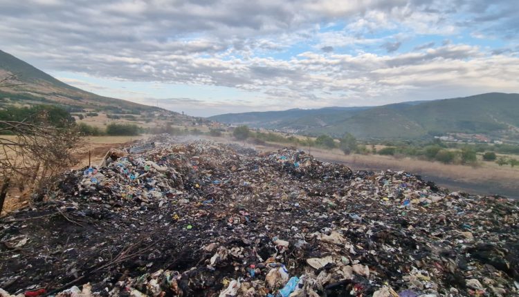 Jasini i Sejdiut “hedh në ujë” punën e drejtorisë për mbrojtje dhe shpëtim në deponinë e Debërcës