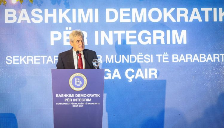 Ali Ahmeti nga Çairi: Detyrimi jonë është avancimi i gruas shqiptare