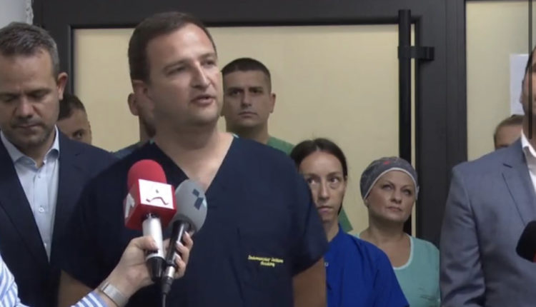 Në Shkup kryhet me sukses ndërhyrja e rrallë kirurgjike në zemër, vendoset stendë në harkun e aortës