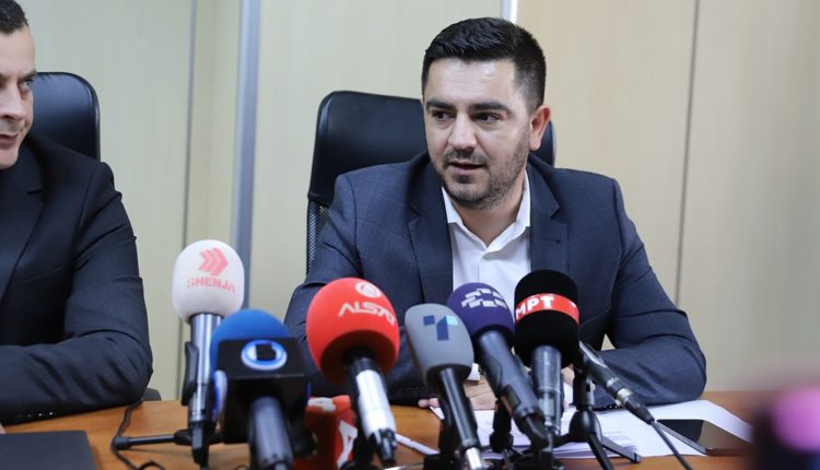 Takim i punës i ministrit Bekteshi dhe drejtorit të ISHT-së Trajkovski: Ndalohet shitja promocionale dhe ngrihen çmimet e ushqimeve, inspektorët vazhdojnë me kontrolle të intensifikuara në terren