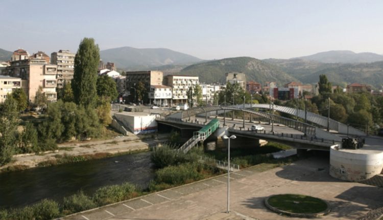 Kosovë, sot afati i fundit për largimin e institucioneve serbe nga objekti në Mitrovicë të Veriut
