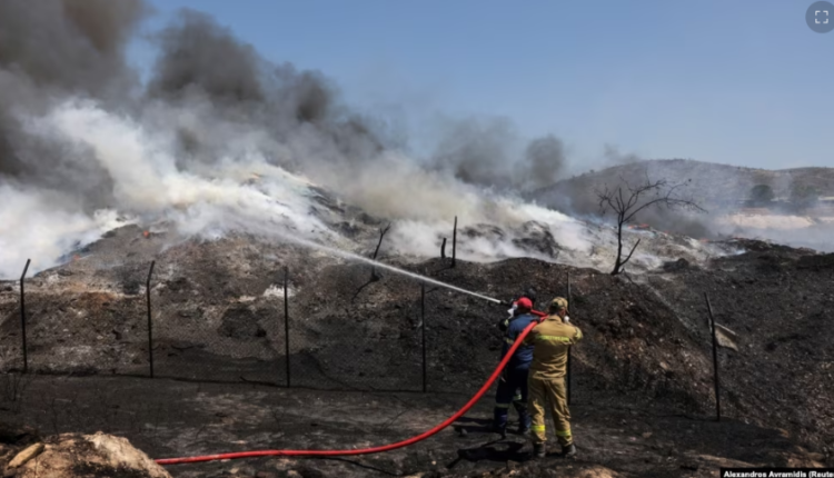 Vazhdojnë të përhapen zjarret në Greqi
