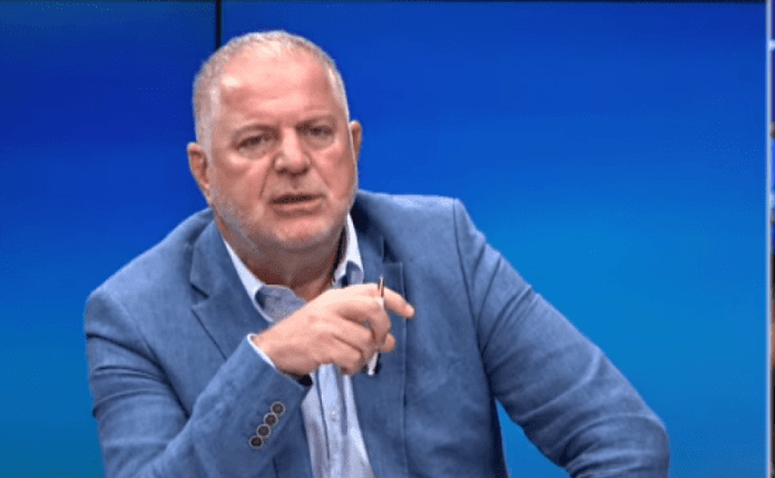 Baton Haxhiu: Kurti mashtrues, më vjen keq për kryeministrin tim