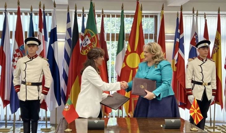 Petrovska: Treguam se NATO nënkupton edhe bashkëpunim më të fortë në mbrojtje, nënshkruam Marrëveshje për bashkëpunim dypalësh të mbrojtjes me Portugalinë