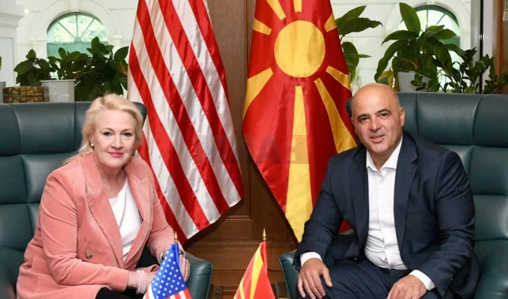 Kovaçevski – Ageler: Përforcohet partneriteti me SHBA-në, duhet të ruhet drejtimi evropian