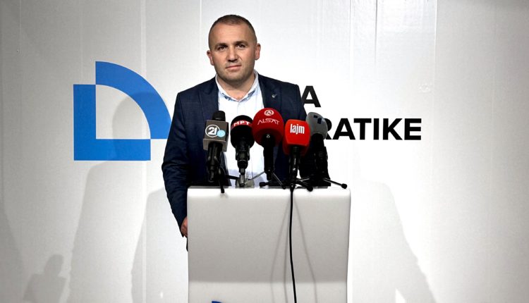 Lëvizja Demokratike: Sot e shpëtuat Mijallkovin, nesër do ta shpëtoni Gruevskin, përse po heshtni tani
