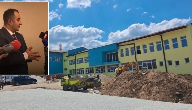 Mungon uji dhe rryma, ende nuk ka nisur mësimi në shkollën e Vizbegut! Shaqiri: Komuna kërkon pikë politike në emërimin e drejtorit