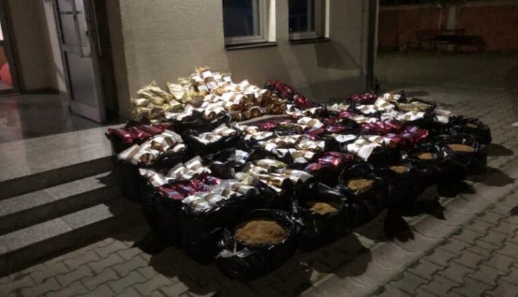 Konfiskohen mbi 440 kilogramë duhan në vlerë 7 mijë euro – u kontrbanduan nga Maqedonia e Veriut