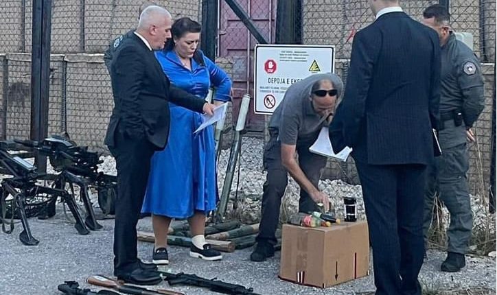 Kearns: Radoiçiqi ende i lirë në Serbi, Beogradi pa asnjë përgjegjësi për rolin në Banjskë