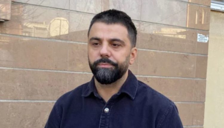 Specialja pritet të bastis edhe banesën e prindërve të ish-këshilltarit të Thaçit