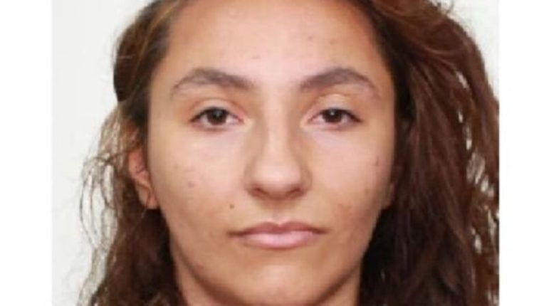 Zhduket një 18-vjeçare në Prizren, policia kërkon ndihmë nga qytetarët për gjetjen e saj