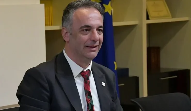 Aliu i ASH-së i dërgon porosi BDI-së: Duhet të bëhen “update” dhe të kalojnë në opozitë