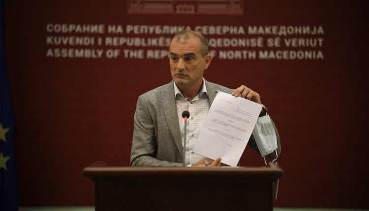 Ligji për lojërat e fatit, Snopçe opozitës: Po bëni politikë dyftyrëshe, kam argumente për të gjitha komentet e juaja…