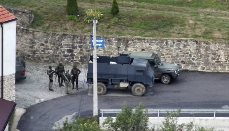 Sveçla publikon fakte të reja: Në sulmin në Banjskë mori pjesë bashkëpunëtori i ngushtë i djalit të Vuçiqit