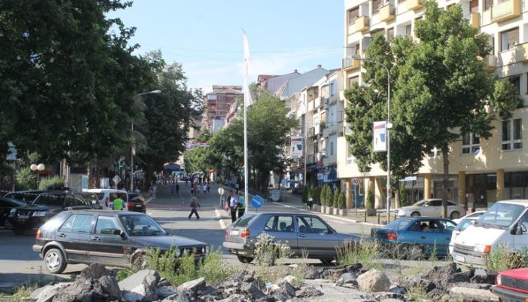 Rritet interesimi i serbëve në veri për targat RKS