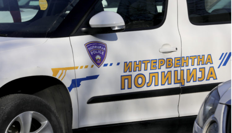 ”Dramë” në rrugët e Tetovës, nuk ndalen në urdhërin e policisë derisa qëlluan me dy plumba në ajër – arrestohen dy persona