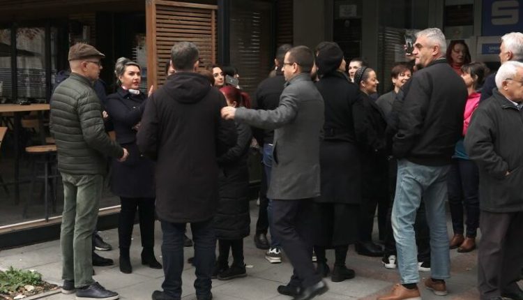 Protestë e të punësuarve te Avokati i Popullit, Ponjaviç: Paguhemi pak për punën që e bëjmë