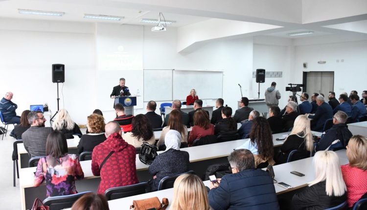 Në Universitetin e Tetovës u shënua 115-vjetori i Kongresit të Manastirit