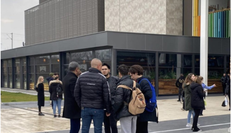 Evakuohet qendra tregtare East Gate Mall, ja shkaku