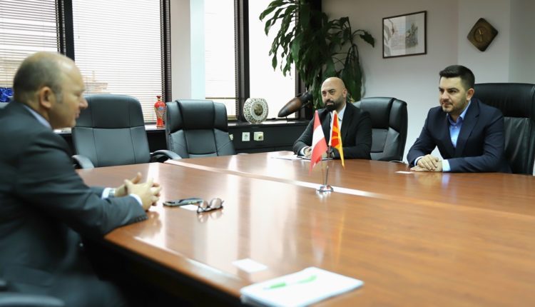Ministri Bekteshi takoi ambasadorin e sapoemëruar austriak Pamer: Ka shumë hapësirë ​​për rritjen e bashkëpunimit ekonomik mes Maqedonisë së Veriut dhe Austrisë