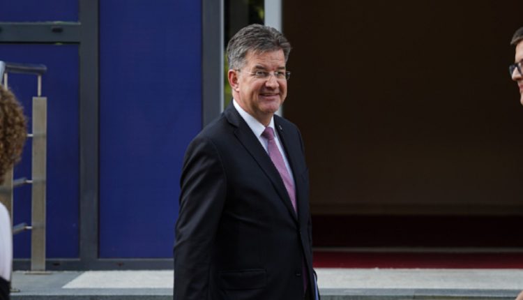 Lajçak: Jam duke i ndjekur nga afër zhvillimet e BQK-së për dinarin, kjo ndikon tek komuniteti serb