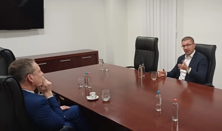 Mickoski para ambasadorit kanadez: Raporti i KE-së thekson se nuk ka luftë kundër krimit