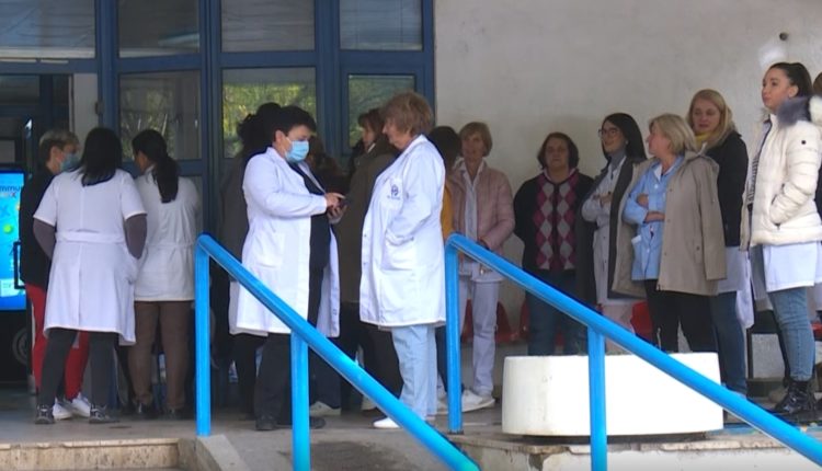 Kur do të “shërohet” shëndetësia e Maqedonisë? Për një dekadë vendi ka humbur 2000 mjekë