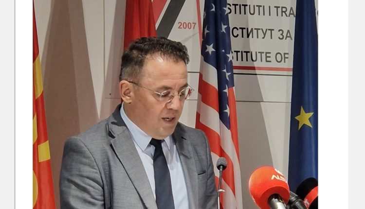 Jemi një komb i krijuar nga Alfabeti