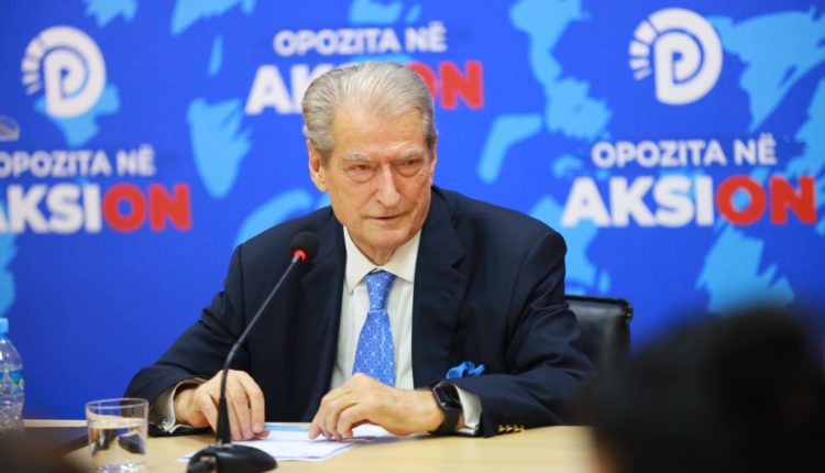 Berisha, protesta kundër SPAK/ Paralajmëron reagim pas veprimit të prokurorisë ndaj tij dhe familjes