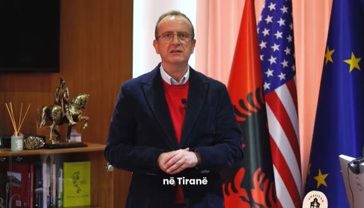 Taravari me video mesazh për festën e 28 Nëntorit (VIDEO)