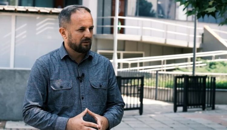 Rraci: Të gjithë ne i kemi kërkuar Kurtit ta pranojë Asociacionin, tash po e kritikojmë pse po e pranon