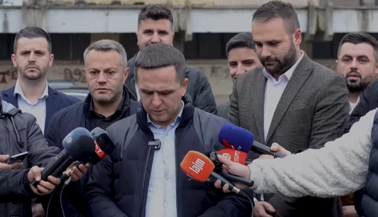 Si do të ndërtohet stadiumi i Tetovës pa para? Bilall Kasami  ose mashtron ose tallet me tetovarët (VIDEO)
