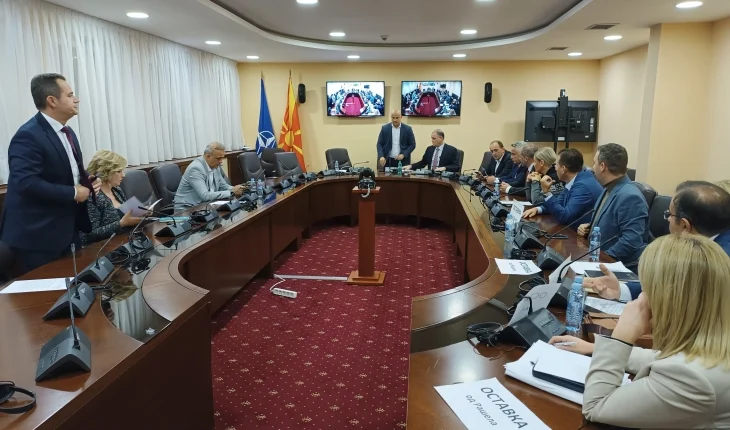 Përfundoi mbledhja e Komisionit anketues për Onkologjinë, mosmarrëveshje rreth konkludimeve të propozuara