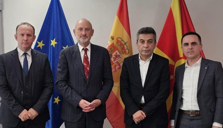 Liderët e LEN-it takuan ambasadorin e BE-së, David Geer