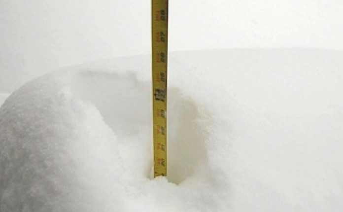 Në Mavrovë shtresa e borës ka arritur 38 centimetra