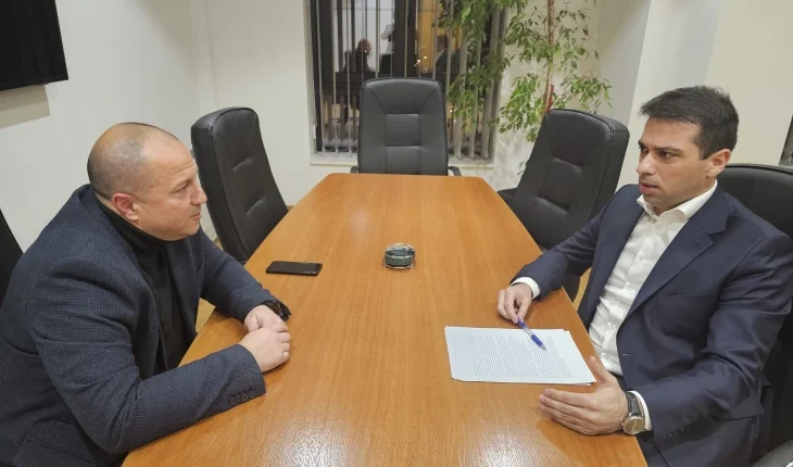 Boçvarski: Procedurat administrative në M-NAV të mos ndikojnë në zhvillimin normal të trafikut ajror