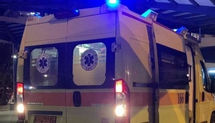 Përplasen dy makina ‘kokë më kokë’! Aksident i rëndë në Greqi, një i vdekur dhe pesë të plagosur