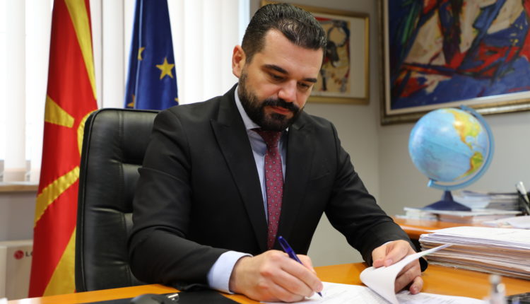 Ministri i Drejtësisë, Krenar Lloga ka nënshkruar kërkesën për ekstradim të Ljupço Palevskit