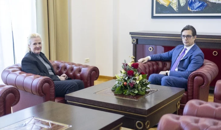 Pendarovski-Ageler: Të vazhdojë përkushtimi drejt integrimeve evropiane