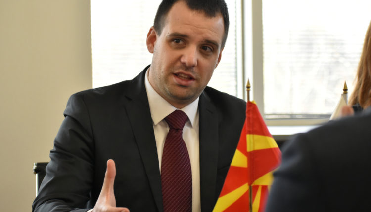 BOGOEV: Intelegjenca Artificiale do të përmirsojë analizën e rrezikut në Doganë