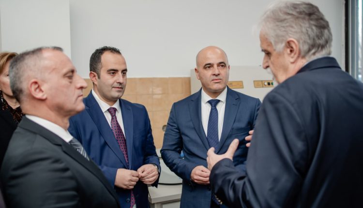 Shaqiri: Do të vazhdojmë të mbështesim punën e punonjësve shkencorë dhe hulumtues në vend