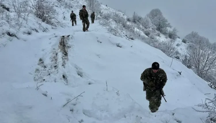 KFOR: Trupat amerikane po patrullojnë afër Leposaviqit