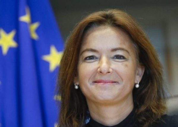 Fajon: Ndryshimet kushtetuese janë vendimtare që RMV të ecë drejt BE-së